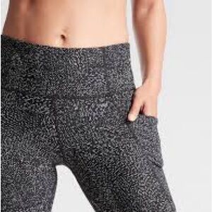 Athleta Salutation Stash High Rise Legging